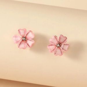 Pink Daisy Stud Earrings
